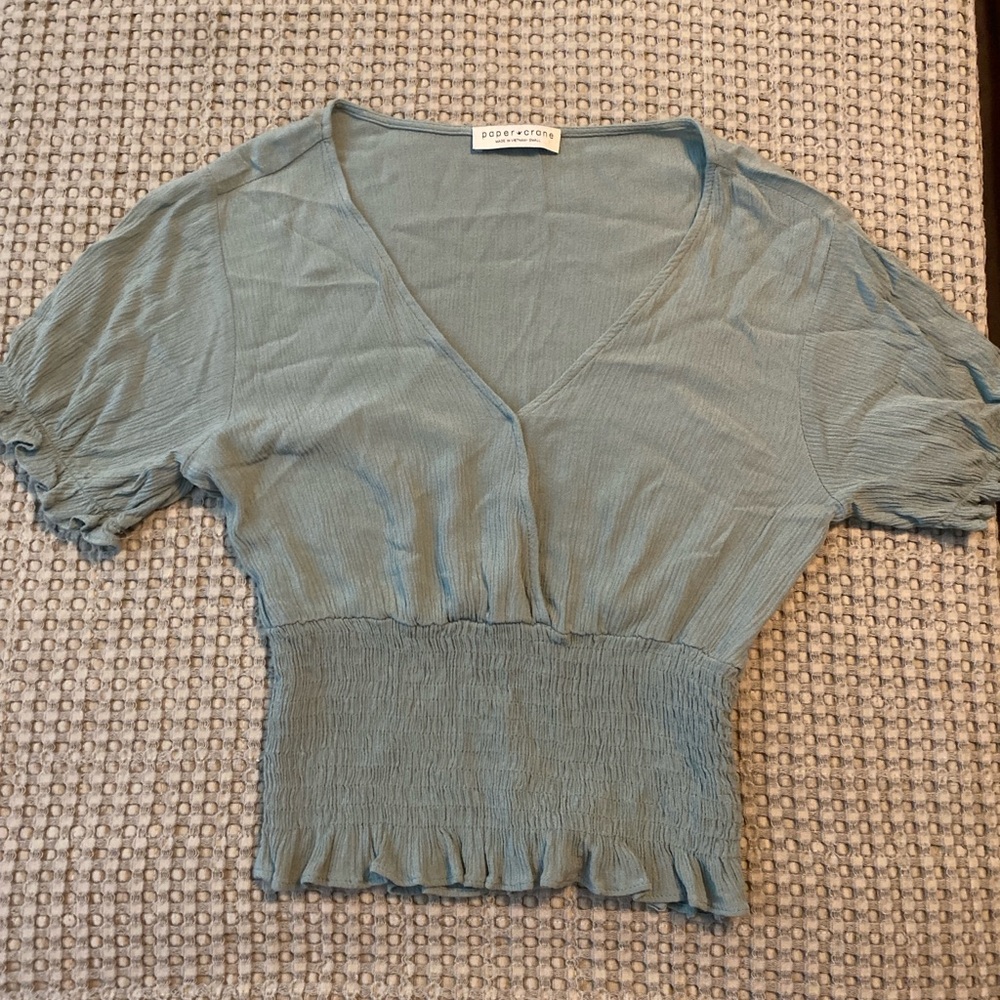 Green crop tee
